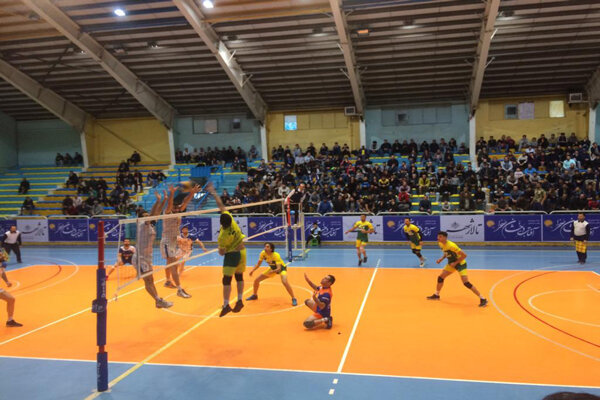 پیروزی والیبالیست های شهرداری مقابل نماینده گرگان
