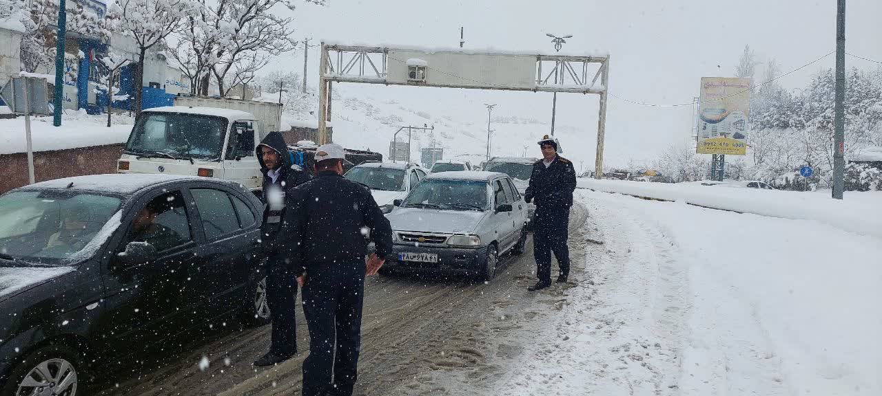 فرماندار شمیرانات: تردد به لواسانات و رودبارقصران فقط با تجهیزات زمستانی مقدور است