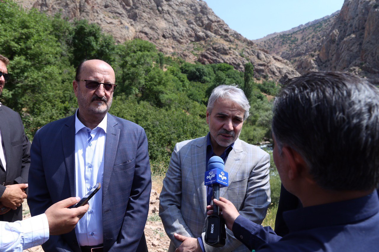 مشکلات احداث جاده رحیم آباد به کلاچای درحال برطرف شدن