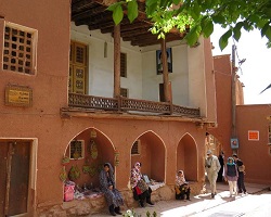 سوغات اصفهان و ابیانه چیست