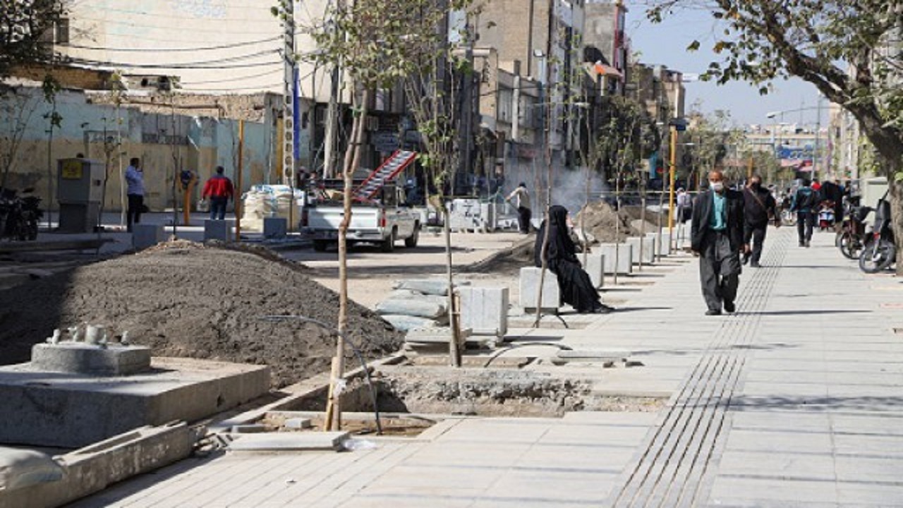 پیاده راه امام (ره) برای عبور خودرو&zwnj;ها به صورت کامل باز شد