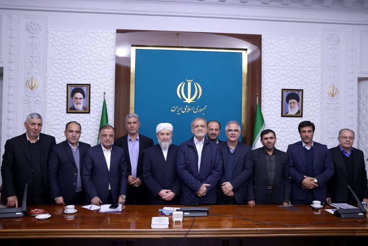 گلستان جزء ۴ استان محروم کشور است/محور گفتوگو با رئیس جمهور حل مشکلات معیشتی مردم استان بود