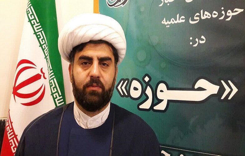 اعتکاف فرصتی  برای هویت سازی و ساختن شخصیت معنوی در معتکفین است