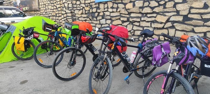 همایش خودروهای مسافرتی در بام همدان برگزار گردید همایش خودروهای مسافرتی در بام همدان برگزار گردید