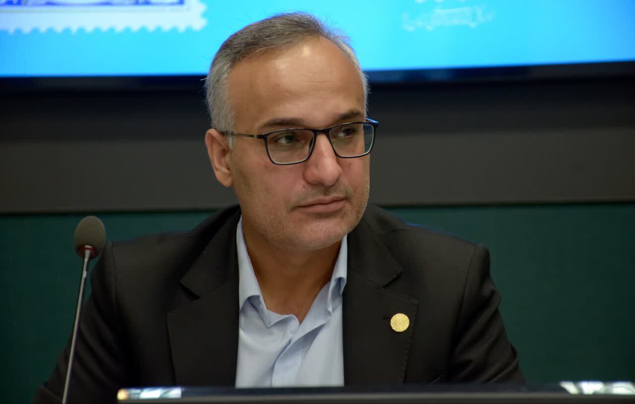 سرانه مطالعه در استان یزد بالاتر از میانگین کشوری است سرانه مطالعه در استان یزد بالاتر از میانگین کشوری است