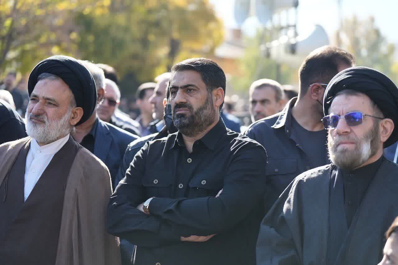 یاد و نام شهدا عامل انسجام اجتماعی و مقاومت در برابر دشمنان است یاد و نام شهدا عامل انسجام اجتماعی و مقاومت در برابر دشمنان است